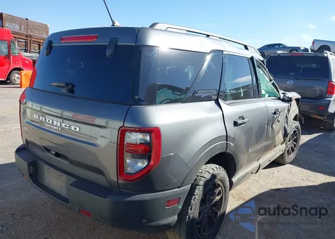 2021 Ford Bronco Sport Big Bend z USA, uszkodzony, nr VIN 3FMCR9B69MRB22284